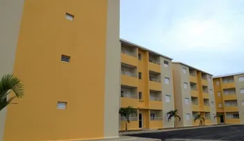 Presidente Medina entrega complejo de 104 apartamentos en Nagua