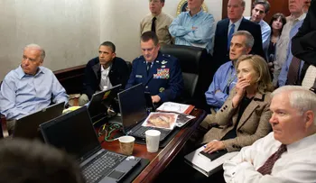 Obama recuerda el día que sus fuerzas especiales mataron a Osama bin Laden