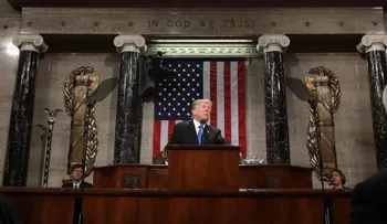 Los 9 tuits menos presidenciales de Trump durante el fin de semana del Día del Presidente