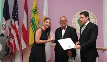 Reconocen a viceministra de Turismo por sus aportes al sector