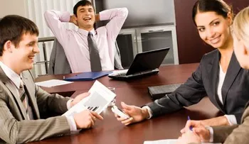 Llevarse bien con los compañeros de trabajo alarga la vida