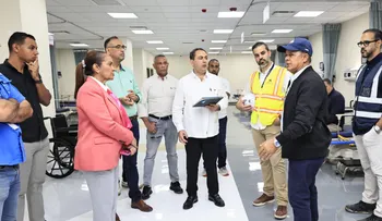 Director SNS supervisa hospital en San Francisco de Macorís