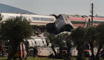 El fallo del sistema LZB y las órdenes erróneas de Adif: la cronología de los 17 minutos que precedieron al choque de trenes en Toledo