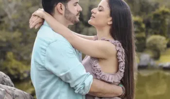 Piden seguir oraciones por salud de Yeri Peguero, esposa de Manny Cruz; nace bebé