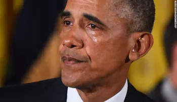 Obama llora y uno se preguntaâ?¦