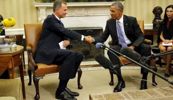 Un error de la traductora de Obama casi provoca un terremoto en España
