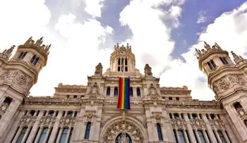 París comparte el título de ciudad del amor con Madrid durante el Orgullo