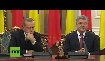 Presidente turco se duerme en conferencia de prensa