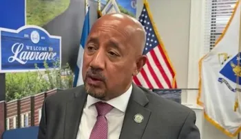 Concejo Municipal de Lawrence votará moción de no confianza contra alcalde Brian DePeña