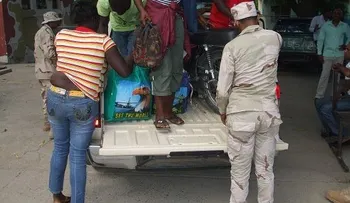Choferes advierten paralizarán transporte por alza en precios peajes; dicen es abusivo