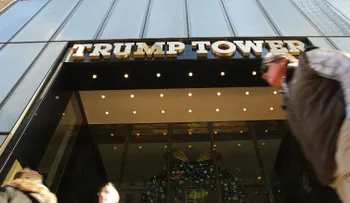 Anonymous dice que atacó el sitio web de la Torre Trump "como declaración contra el racismo y el odio"