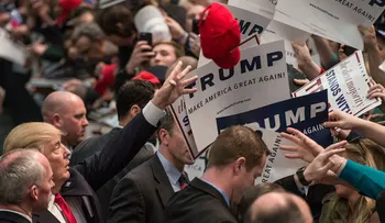 Donald Trump responde a quienes lo comparan con Hitler