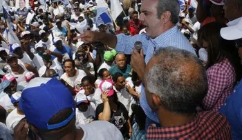 Abinader dice nuevos impuestos agravarían â??la indigencia y la pobreza que padece el paísâ?