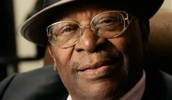 Muere la leyenda del blues B.B. King, a los 89 años 