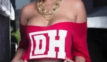 Ana Carolina se riega y pide a Dios que perdone a los que quieren hacerle daño