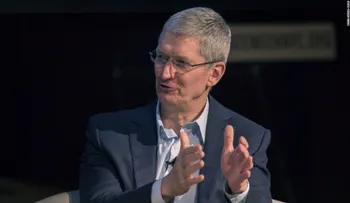 Tim Cook habla sobre obras benéficas y de cuando declaró que era gay en 'Late Show'