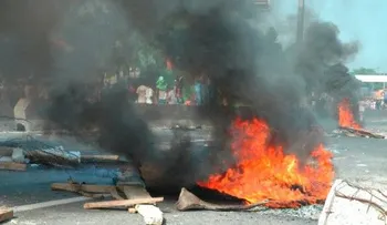 Al menos cuatro heridos en protestas en sector El Egido de Santiago 