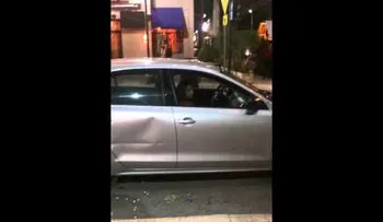 Una joven ebria intenta secuestrar un Uber