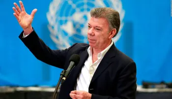 Santos a su sucesor: Volver atrás a las épocas de violencia no puede ser el camino