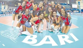 Las Reinas vencen a Bélgica en cinco set