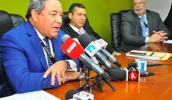 Presidente JM de Santiago acusa a políticos de prostituir el proceso electoral