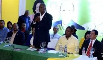 ALFREDO MARTINEZ ES PROCLAMADO POR EL PARTIDO DE AMABLE ARISTY