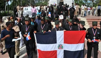 Instan a la juventud a conocer la historia