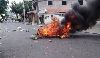 Chofer recibe disparo en la cabeza durante protestas en SFM