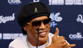 Ronaldinho entra en la puja por el AS Mónaco de básquet