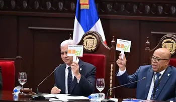 Asamblea Nacional Revisora inicia lectura íntegra nueva Constitución
