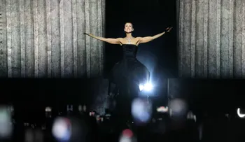 Celine Dion vuelve a los escenarios con su primer concierto completo en seis años