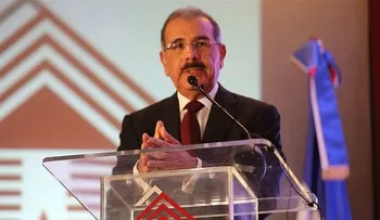Danilo Medina dice empresarios pagan salario de miseria a sus trabajadores