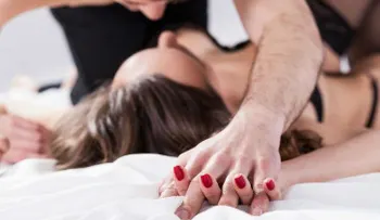 Ella sufrió una lesión en la vagina por sexo oral