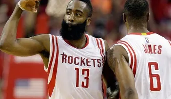 Harden anotó 45 puntos y Houston evitó la barrida