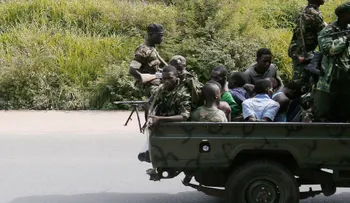 Casi 100 muertos por violencia en Burundi