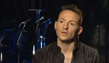 Grandes homenajes para Chester Bennington alrededor del mundo: sus fans no lo olvidan