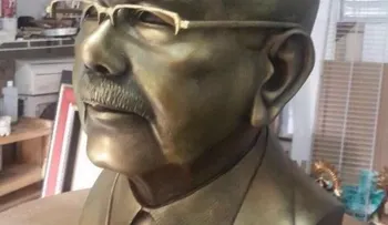 Presidencia desmiente imagen sobre busto del presidente Danilo Medina