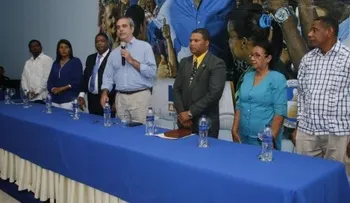 Abinader promete enfrentar la desigualdad y la violencia
