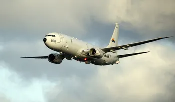 Irán amenaza con derribar aviones de Marina de EE.UU.