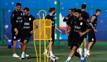 Uruguay vs. Francia: Ambos equipos llegan a cuartos invictos, ¿quién ganará?