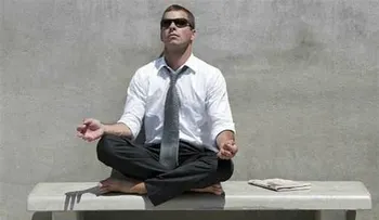 Práctica de yoga o meditación ayuda al control de los computadores con la mente
