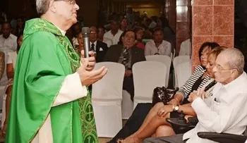 Realizan misa por 20 aniversario de Unicaribe