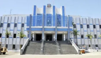 Queman casa de hombre que mató a tubazos a niño de 3 años