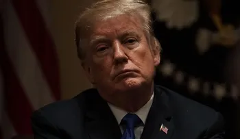 Crisis y confrontaciones envuelven la presidencia de Trump tanto en casa como en el exterior