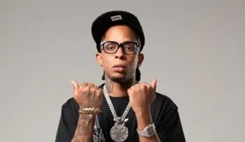 Yoan Retro obtiene Discos de Oro y Platino de la RIAA por "Bailo Rocky"