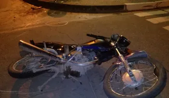 Dos mueren en accidente de motocicleta