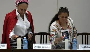 FARC y gobierno acuerdan resarcimiento a víctimas y justicia