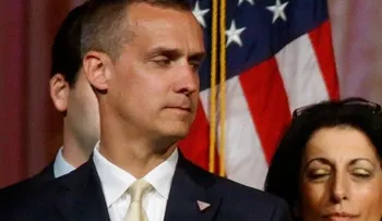 Jefe de campaña de Trump agrede a periodista