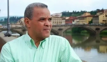 Jimmy Sierra denuncia plagio de su creación â??Las Cosas de Charles Don Plinâ?,