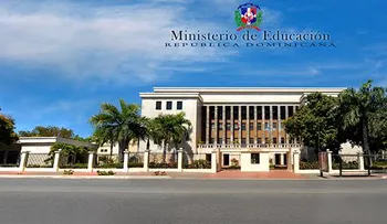 Educación firma convenio para formar jóvenes talentosos con vocación de educadores